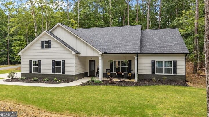 Property Photo:  5525 Belle Meade Drive  GA 30180 