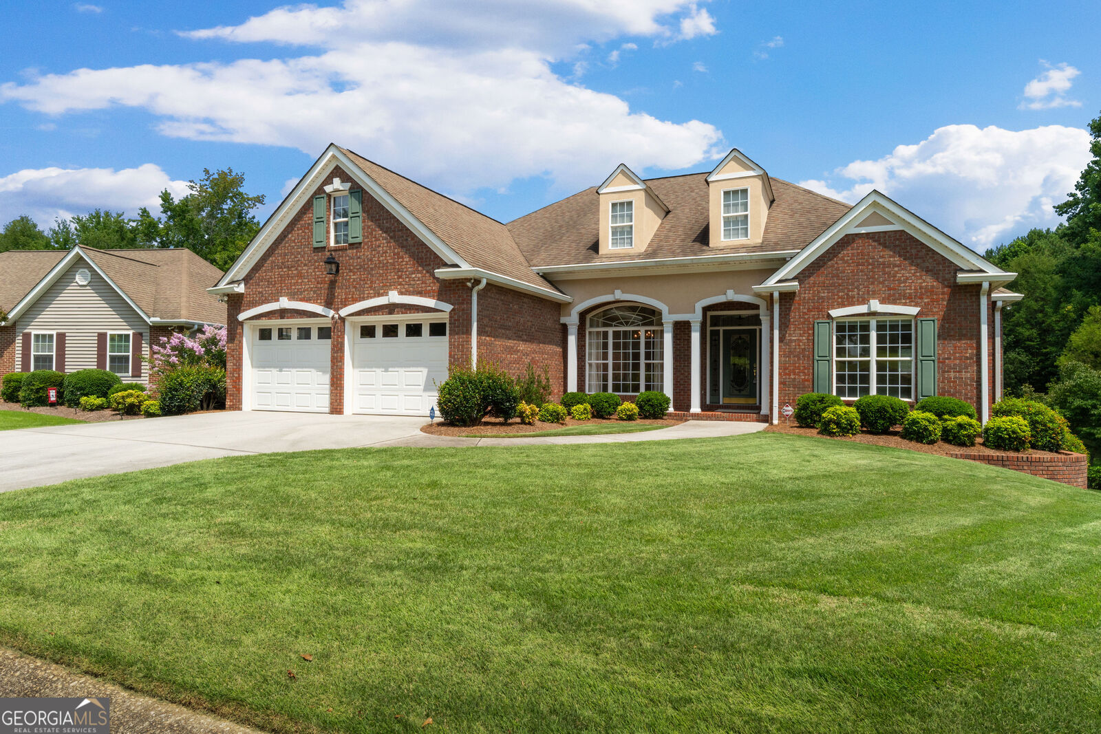 Property Photo: 106 Manor Way GA 30117