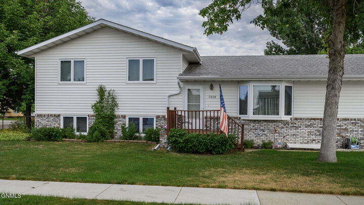 Property Photo:  3226 Devon Drive  ND 58504 