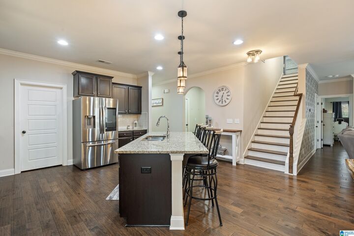Property Photo: 1245 Hunters Gate Drive AL 35242