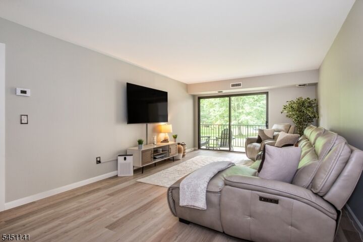 Property Photo:  521 Piermont Ave 119  NJ 07675 