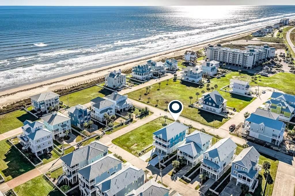 Property Photo:  3814 Abalone Road  TX 77554 