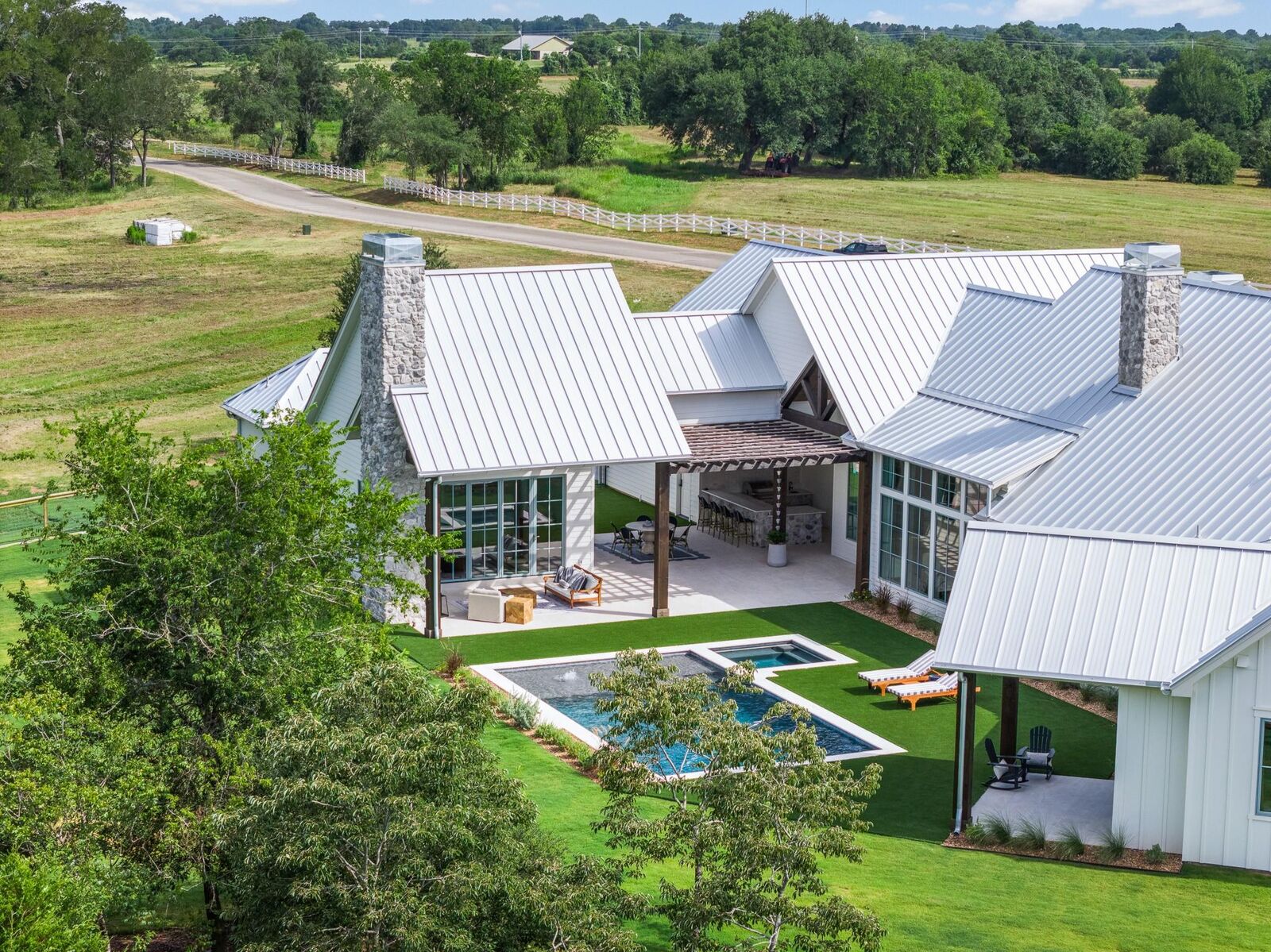 Property Photo:  115 Reserve Way  TX 78954 