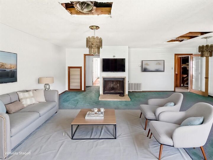 Property Photo: 613 22nd Avenue N TX 77590