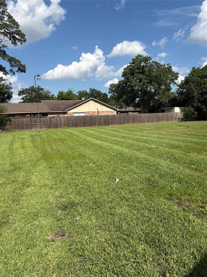 Property Photo:  0 E Nyssa Road Street  TX 77078 