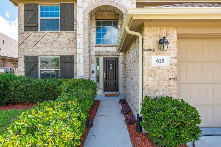 Property Photo: 615 Liberty Pines Lane TX 77568