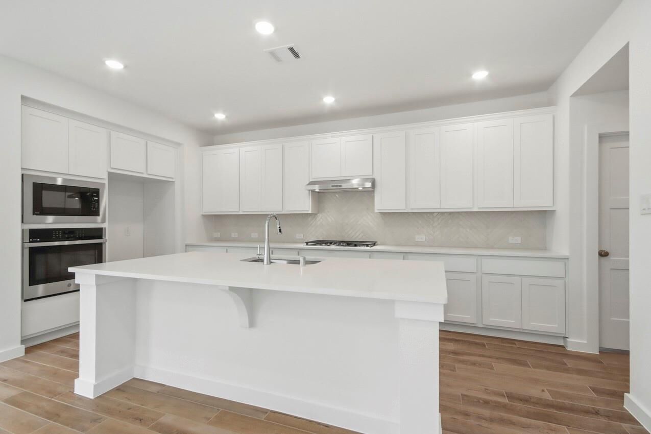 Property Photo: 26356 Golden Pass Loop TX 77316