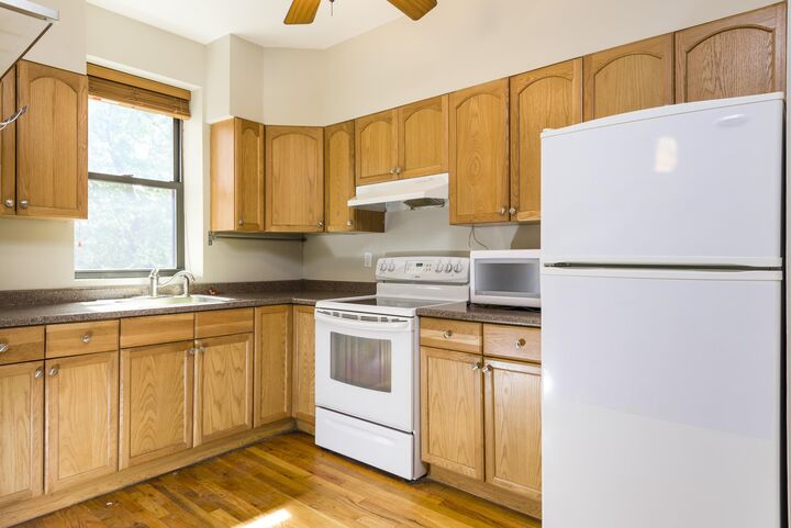 Property Photo:  11 Cuneo Pl 2D  NJ 07307 