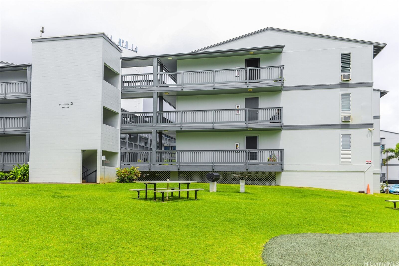 Property Photo:  46-269 Kahuhipa Street D204  HI 96744 