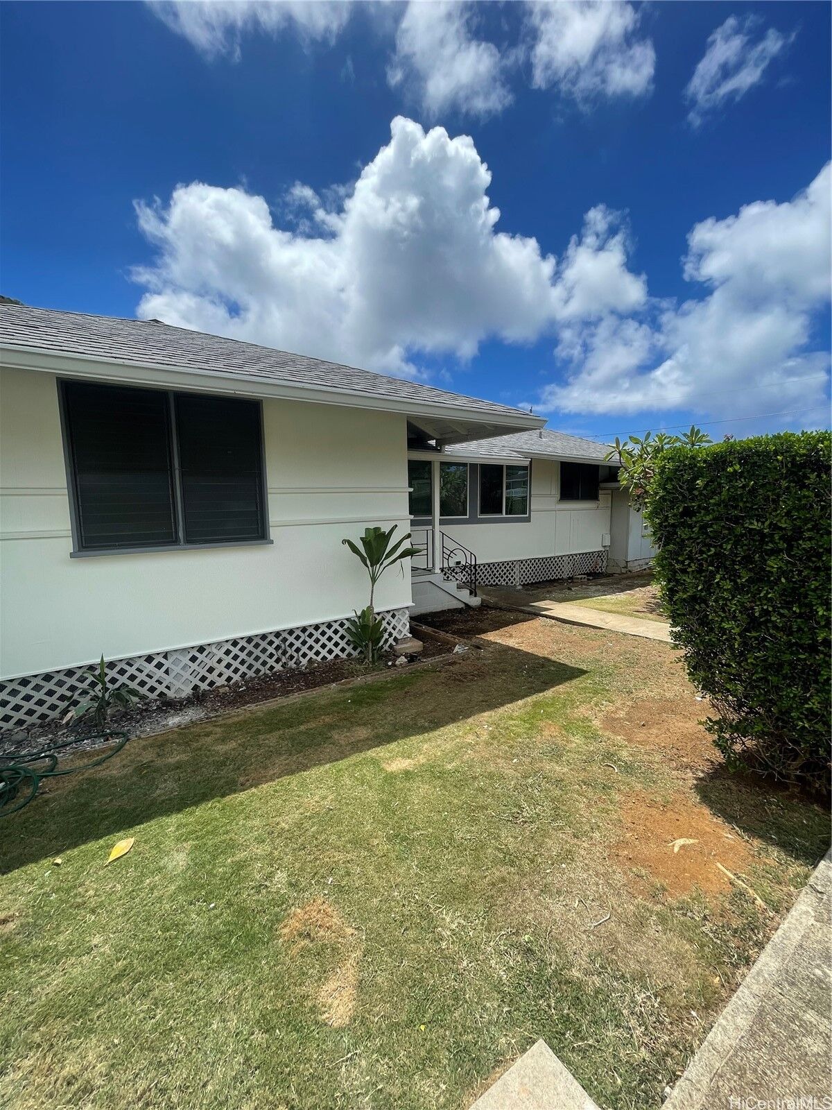 Property Photo:  311 Dalene Way  HI 96821 
