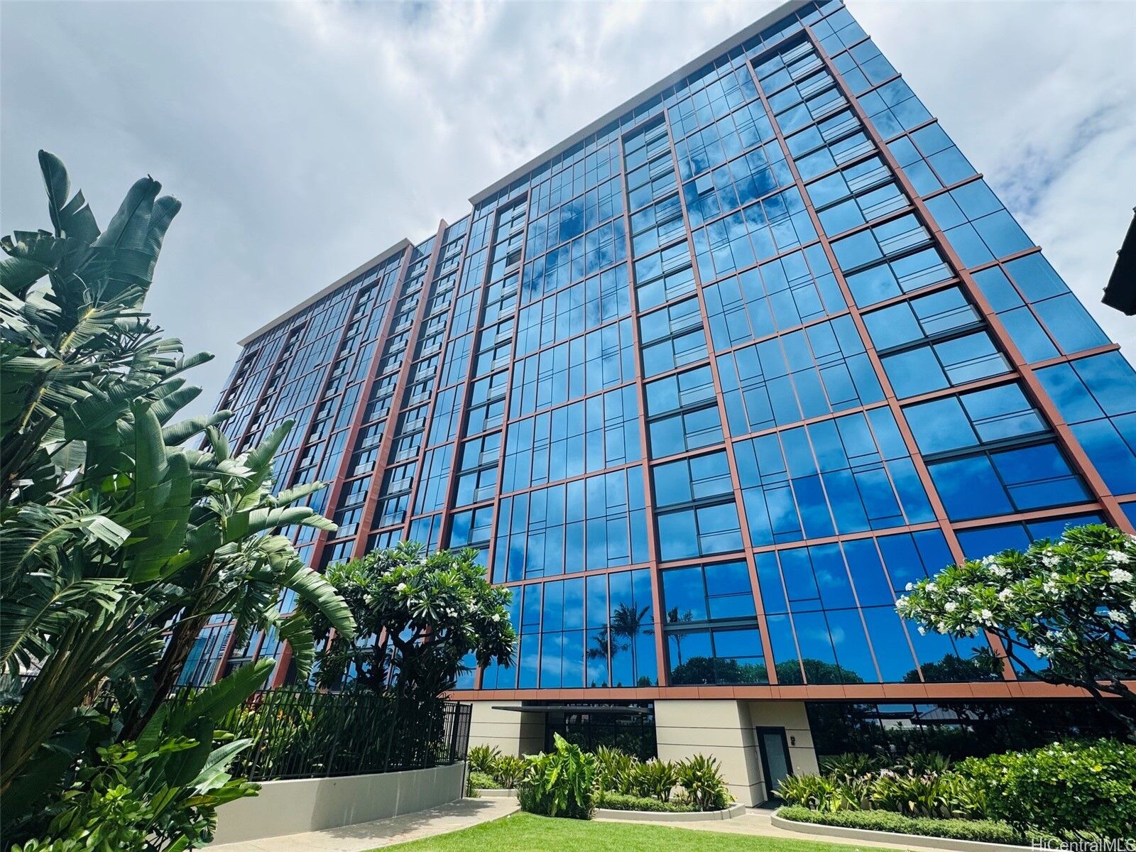 Property Photo:  1555 Kapiolani Boulevard 1106  HI 96814 