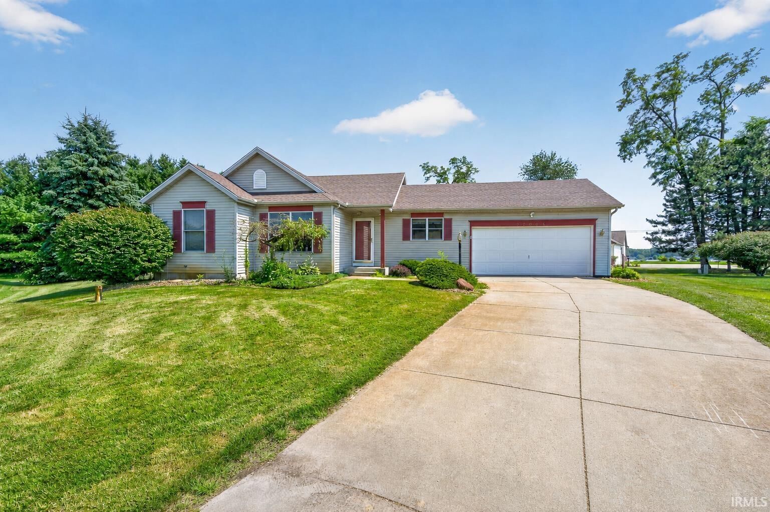 Property Photo: 25904 Quail Ridge Drive IN 46514-6380