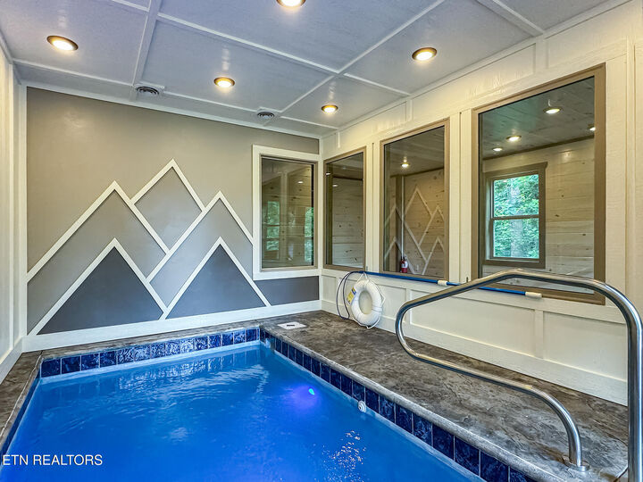 Property Photo:  626 Jess Field Rd  TN 37738 