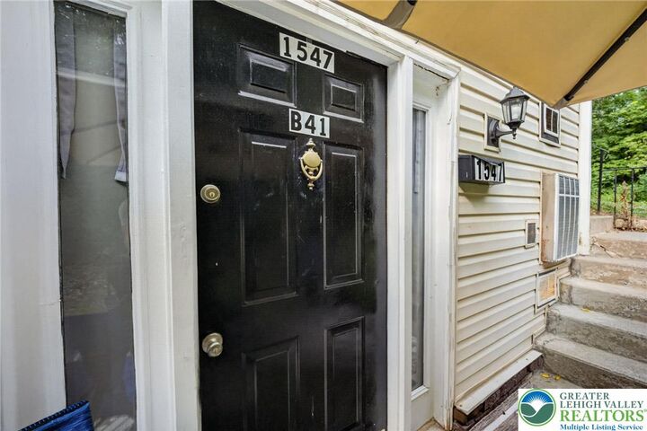 Property Photo: