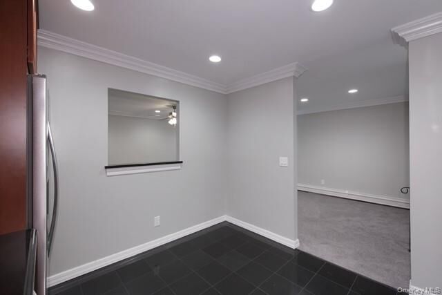 Property Photo:  5 Exeter Place 0508B  NY 11727 