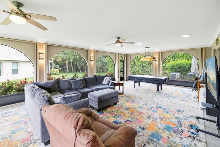 Property Photo: 6103 Horse Mill Place FL 34221