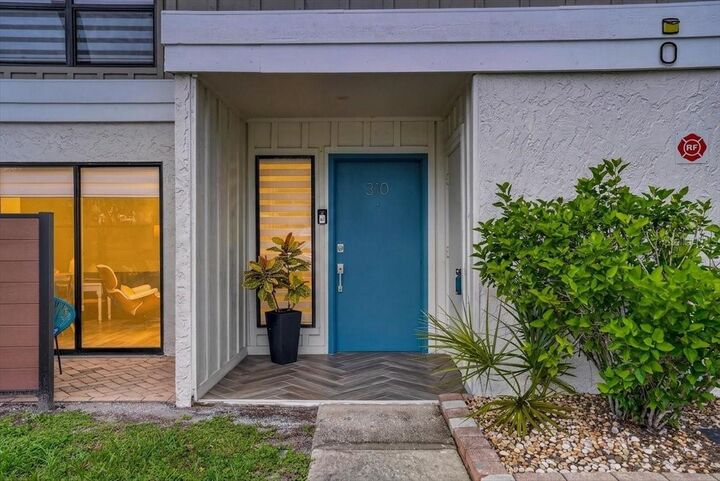 Property Photo:  4001 Beneva Road 310  FL 34233 