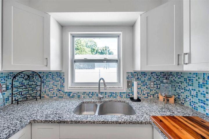 Property Photo:  5900 Cypress Street N  FL 33703 