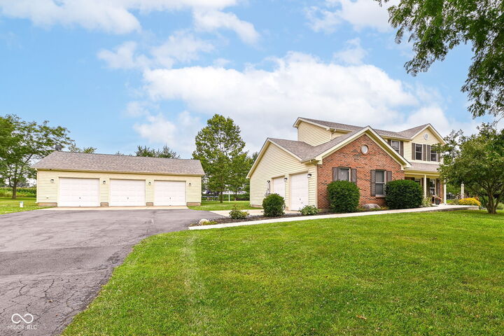 Property Photo: 22304 Lamong Road IN 46069