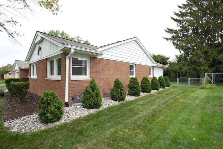 Property Photo: 4719 Morningside Drive MI 48706