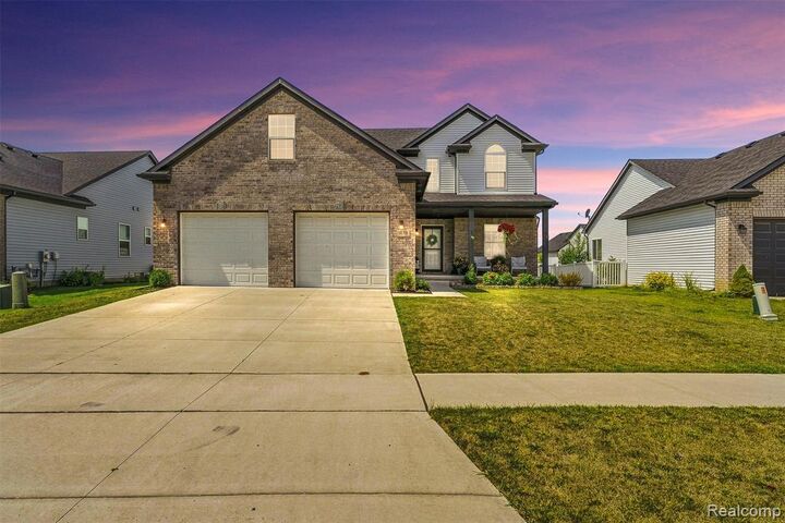 Property Photo: 5113 Westminster Drive MI 48131 9425
