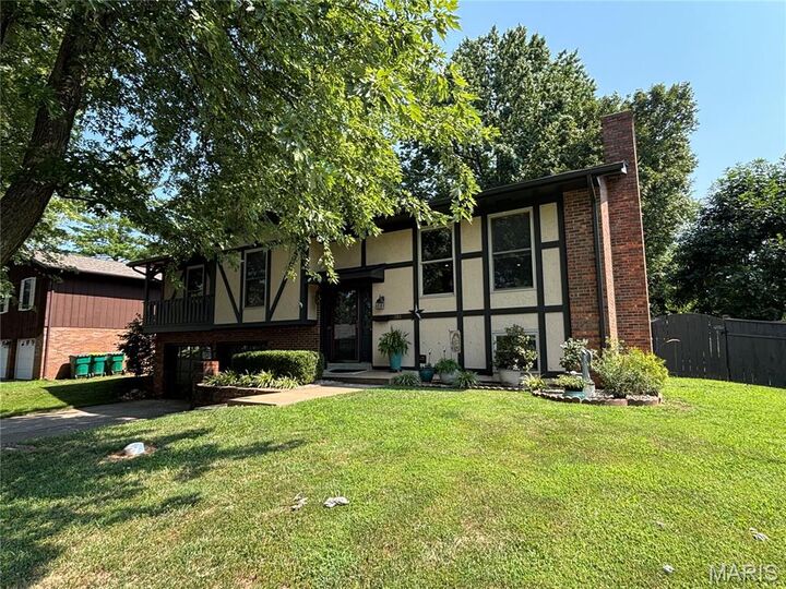 Property Photo:  310 Emily Drive  IL 62269 