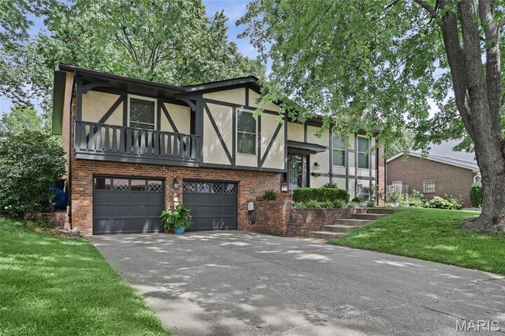 Property Photo: 310 Emily Drive IL 62269