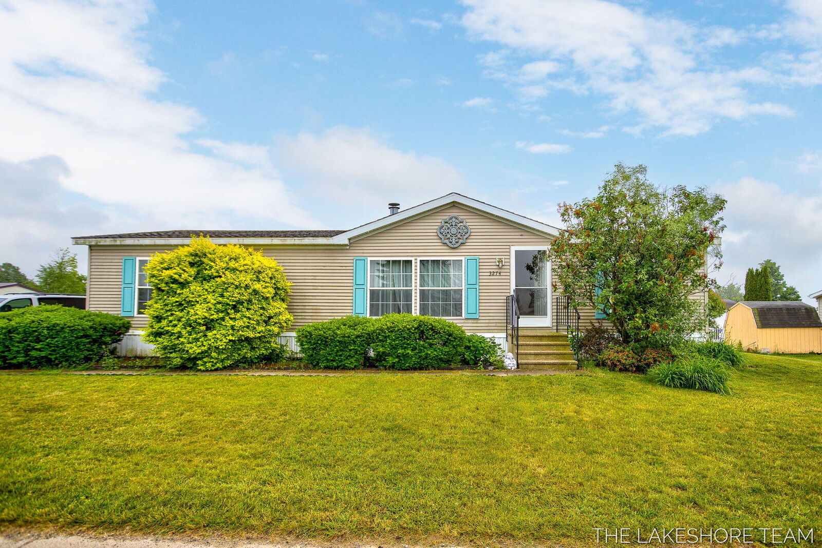 Property Photo: 3274 Barbaray Way MI 49424
