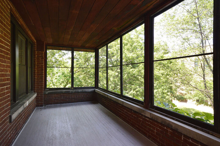 Property Photo: 1505 Maple Avenue 3 IL 60201
