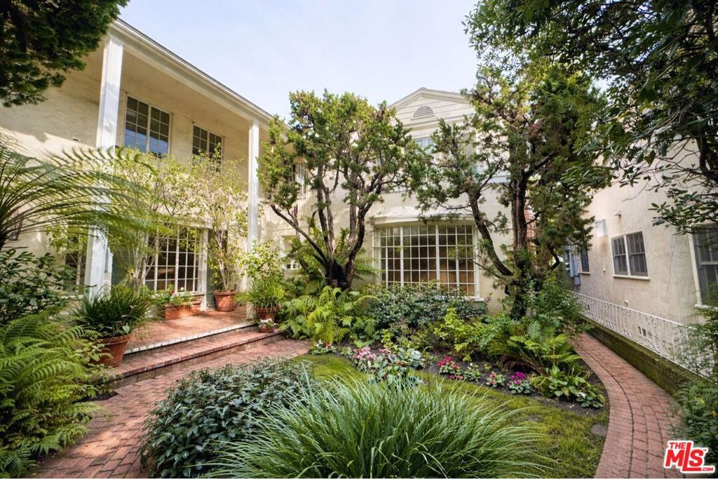 Property Photo: 214 S Spalding Drive CA 90212