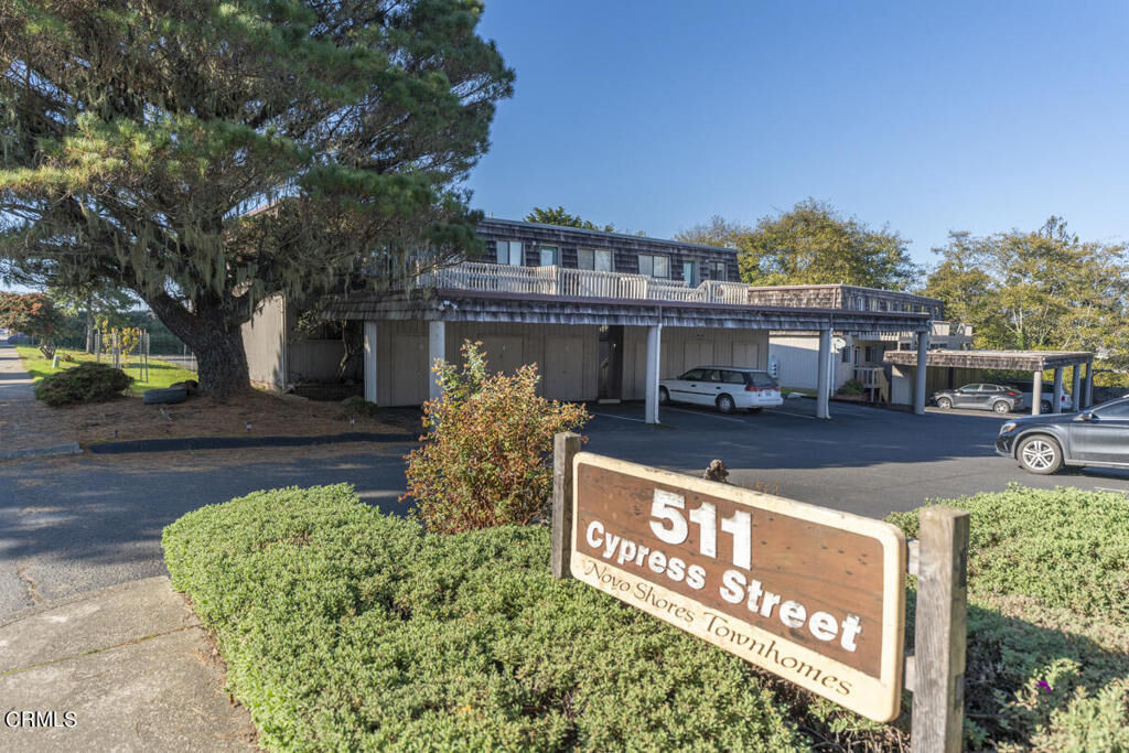 Property Photo:  511 Cypress Street 7  CA 95437 