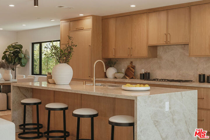 Property Photo:  4432 Berryman Avenue  CA 90230 