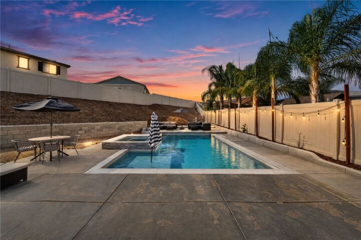 Property Photo:  28436 Ivory Court  CA 92584 