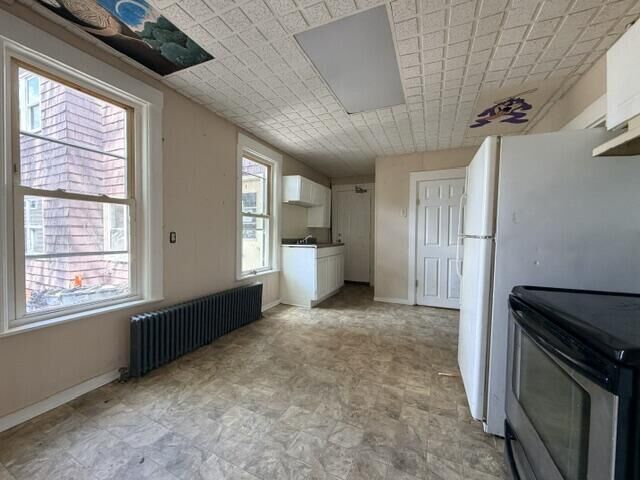 Property Photo:  5 Cottage Street  ME 04240 
