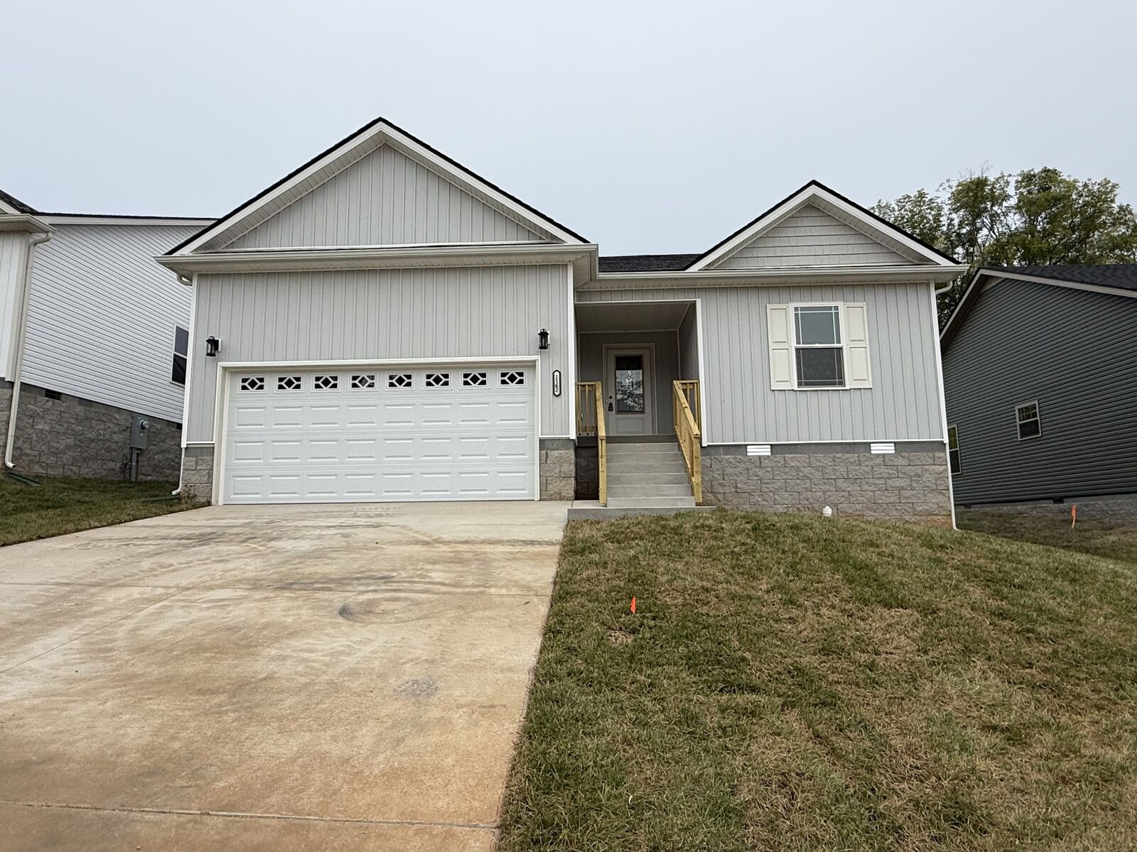 Property Photo: 1162 Tybee Dr TN 37042