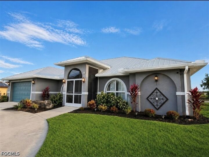 Property Photo: 3001 51st Street SW FL 33976
