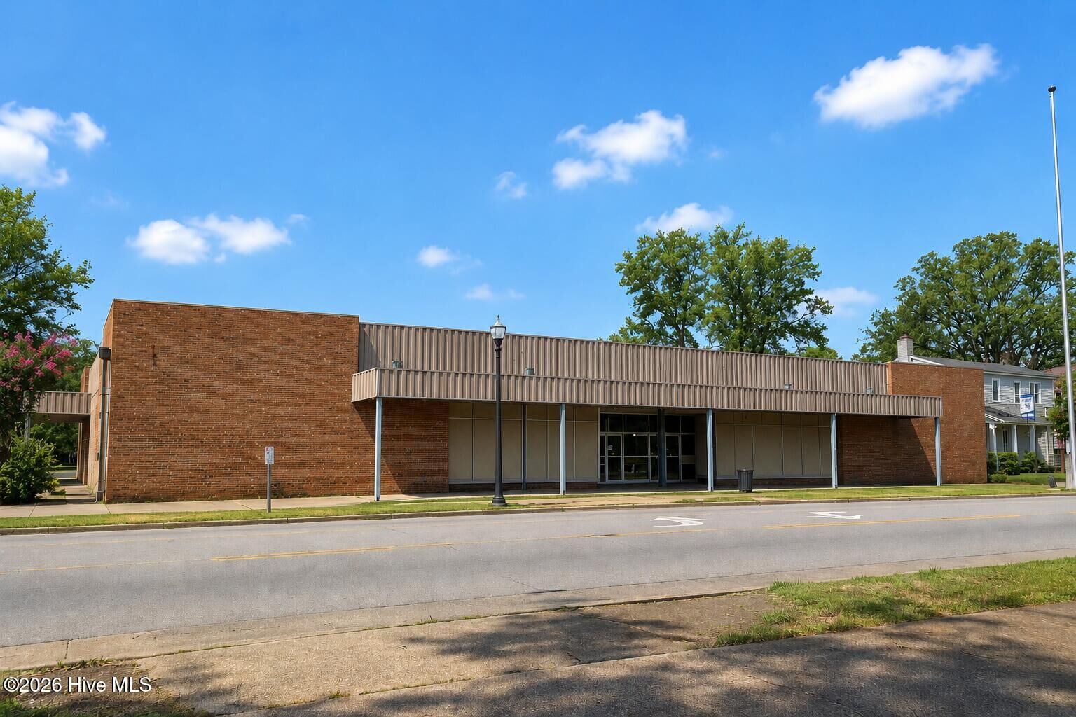 Property Photo:  401 E Main Street  NC 27855 