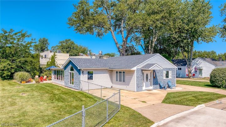 Property Photo:  419 Miami Place  OH 44839 