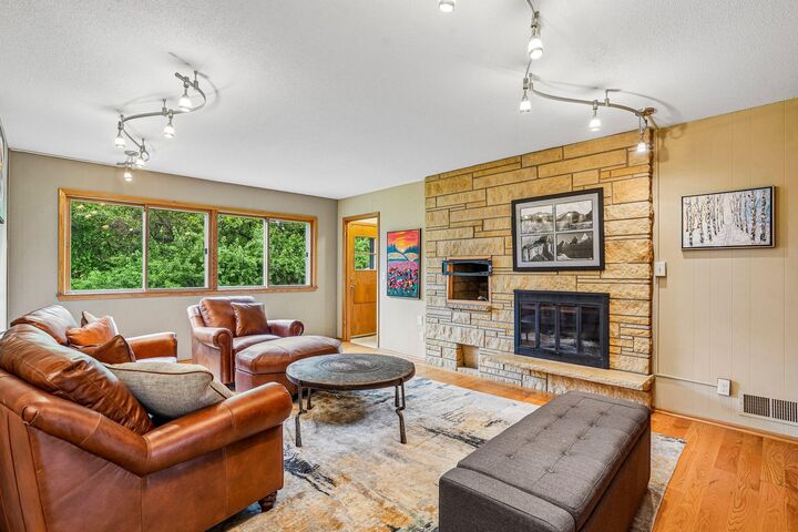 Property Photo: 1525 Saint Croix Circle MN 55422