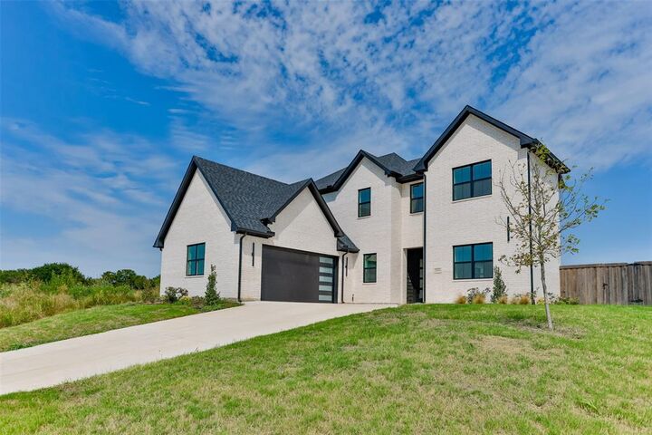 Property Photo: 2703 Stonecrest Drive TX 75092