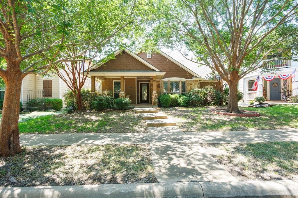 Property Photo:  2606 Westpoint Drive  TX 75454 