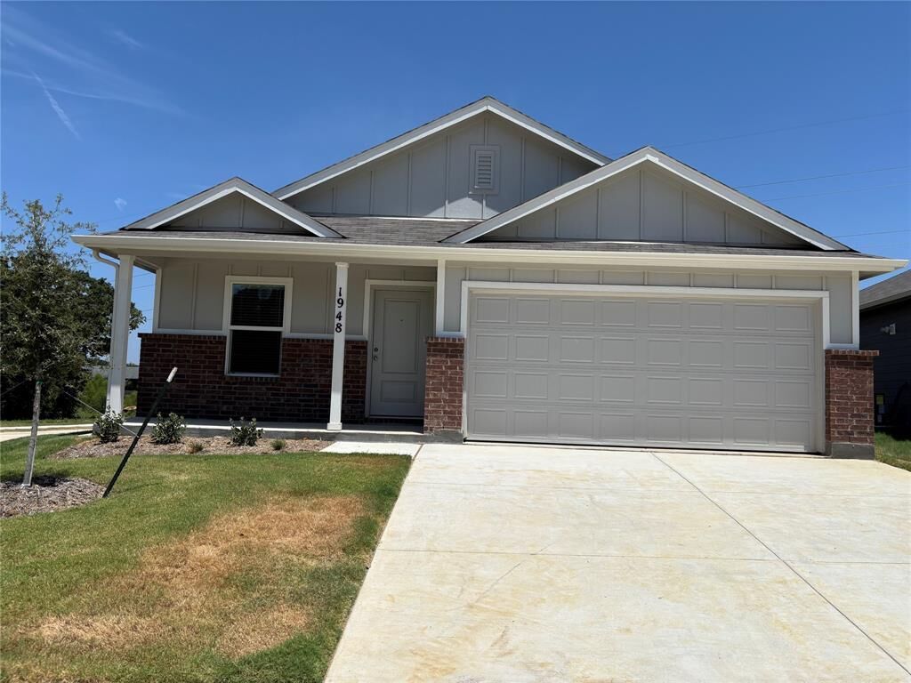 Property Photo: 1948 Ventasso Boulevard TX 76227