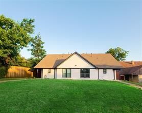 Property Photo: 7618 Thistle Lane TX 75240