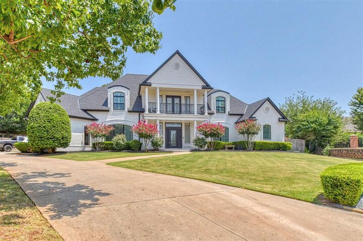Property Photo: 800 NW 145th Circle OK 73013