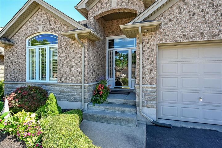 Property Photo: 108 Willowdale Crescent ON N0A 1N5