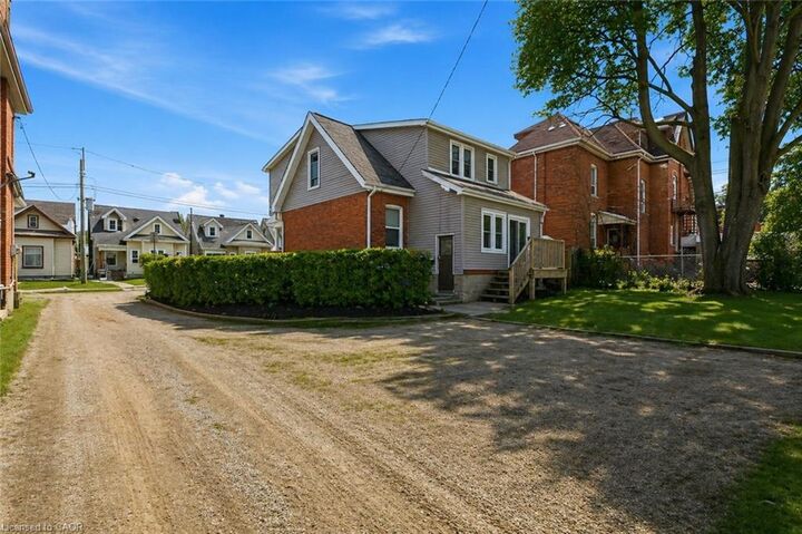 Property Photo: 260 Prospect Street S ON L8M 2Z9