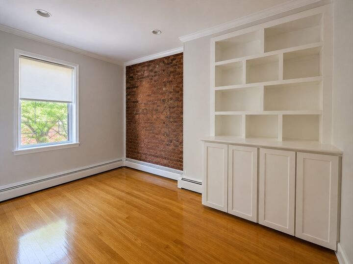 Property Photo: 61 Phillips St 3 MA 02114