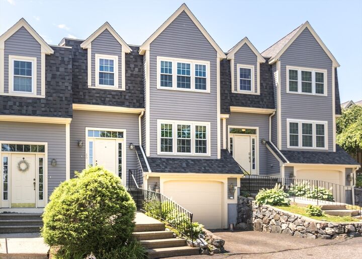 Property Photo:  86 Worcester Lane 86  MA 02451 