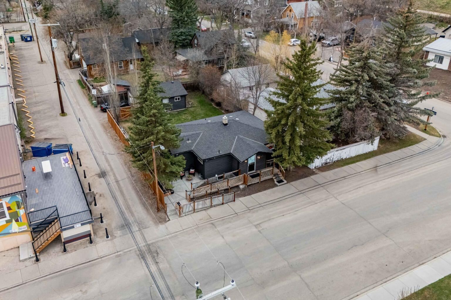 Property Photo: 2 Elk Avenue AB T1S 1J8