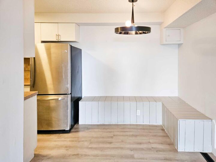 Property Photo:  3726 Centre Street N 14  AB T2E 2Y3 